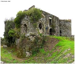 castello_antica_cales