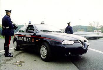 http://www.vocenuova.tv/assets/uploads/news/thumb/carabinierispoleto-350x239.jpg