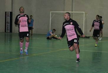 Calcio a 5: gli Stregoni Five Soccer abbattono 5-4 il Cales