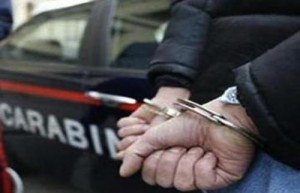 http://www.caleno24ore.it/wordpress/wp-content/uploads/2012/04/carabinieri_500x322-300x193.jpg