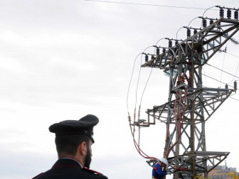 CRONACA - Sparanise - Cade da un traliccio: muore operaio di 30 anni - Casertanews.it